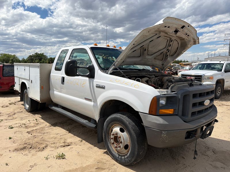 2005 Ford F350 Super Duty Pickup Rear Axle Assy.