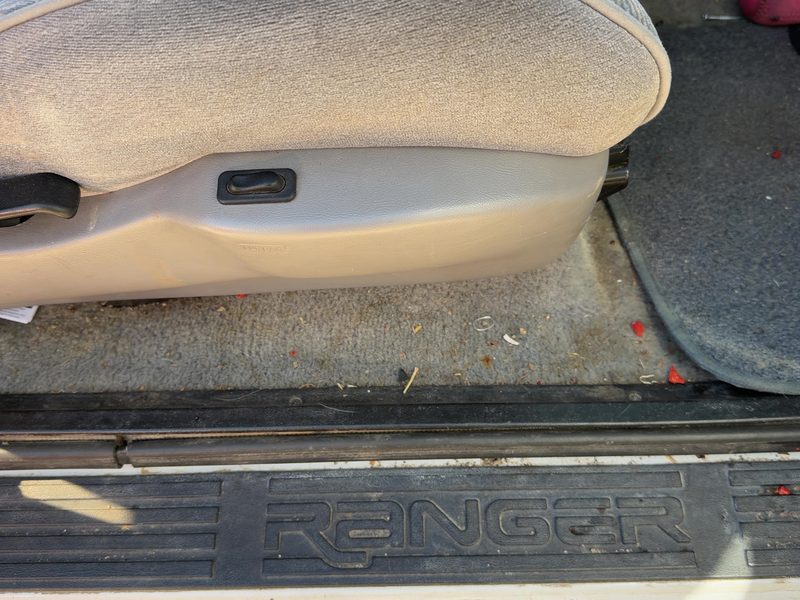 1996 Ford Ranger (small Truck) Seat Track RH