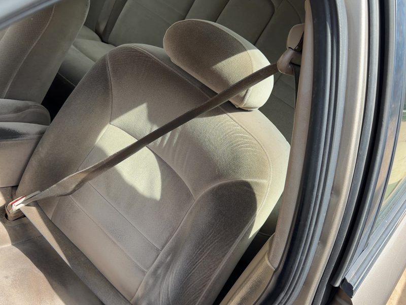2002 Mercury Grand Marquis (79 & Up) Front Seat Belt LH