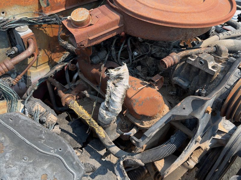 1990-1991 Dodge Dakota (mid-size) Cylinder Head
