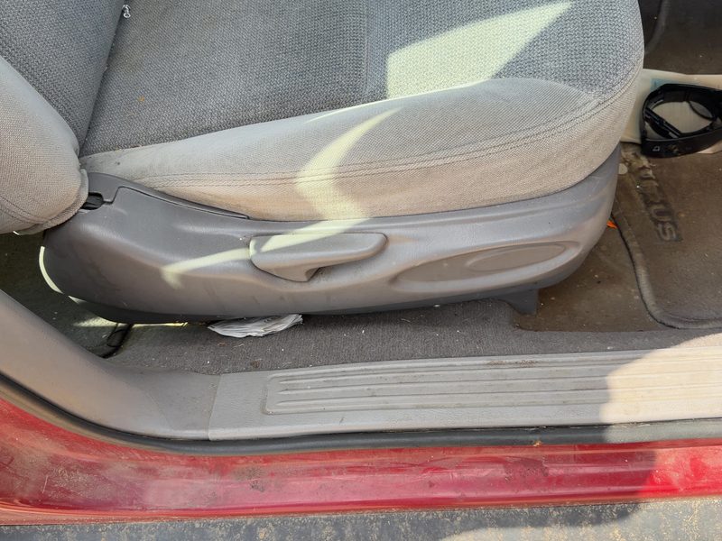 2001 Ford Taurus(see Also Taurus X) Seat Track RH