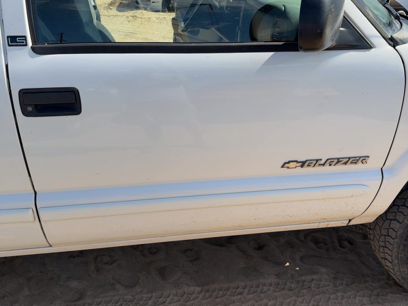 1998-2005 Blazer S10/jimmy S15 Front Door RH