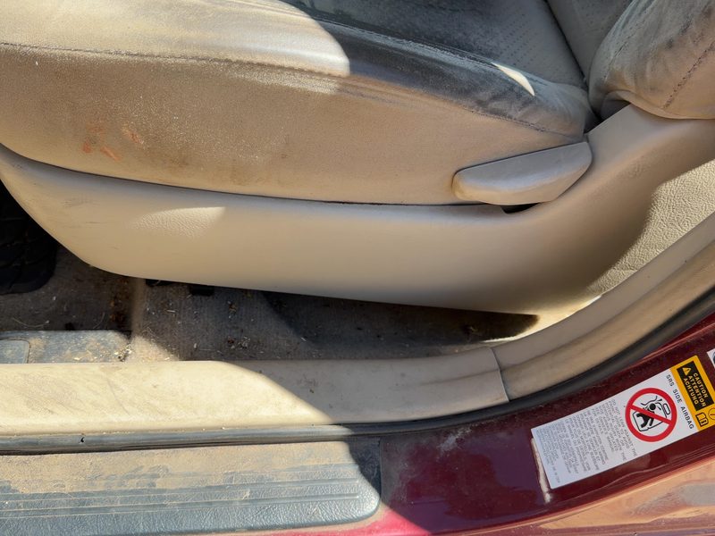 2005 Toyota Prius Seat Track LH