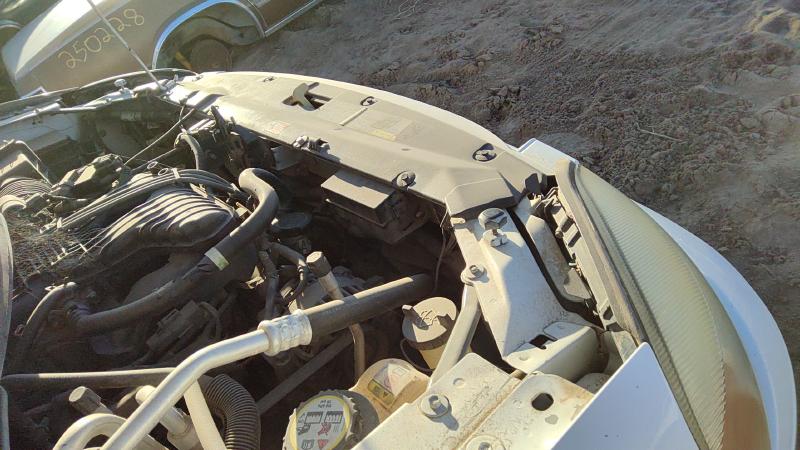 2004-2007 Ford Freestar Radiator Support