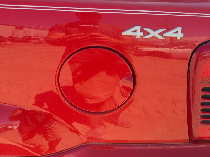 1999-2004 Jeep Grand Cherokee Fuel Tank Door