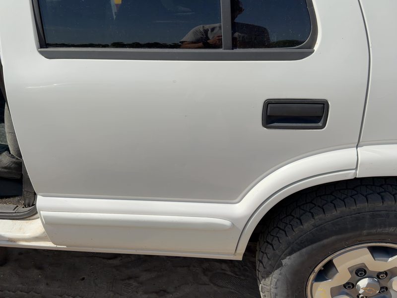 1998-2005 Blazer S10/jimmy S15 Rear Door LH