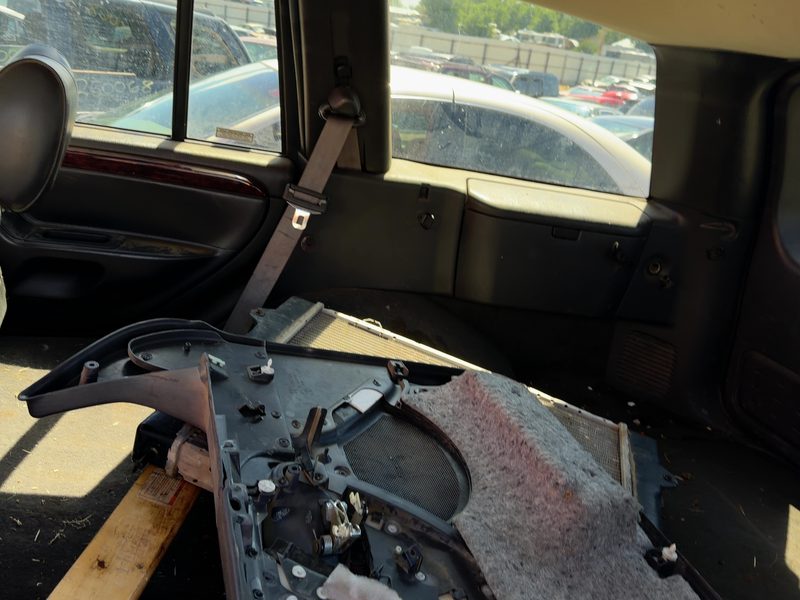 2000 Jeep Grand Cherokee Rear Seat Belt RH