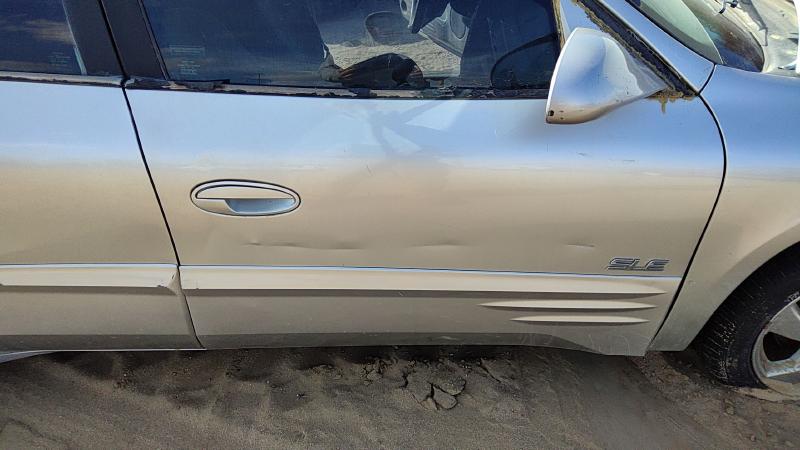 2000-2005 Pontiac Bonneville (80 & Up) Front Door RH