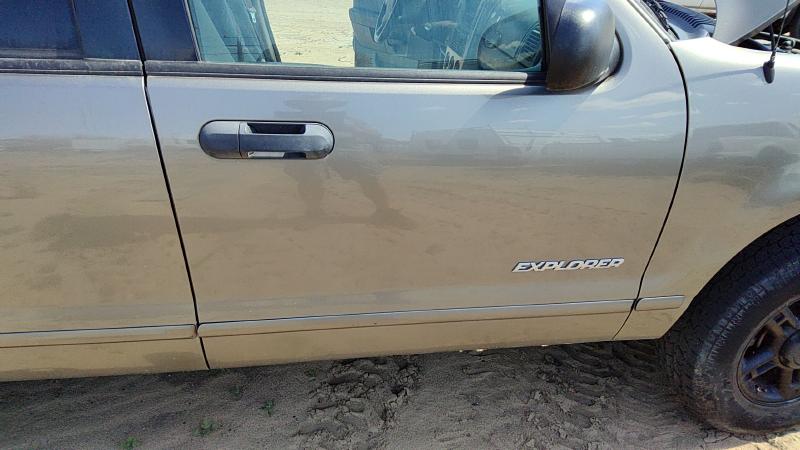 2002-2005 Explorer Front Door RH