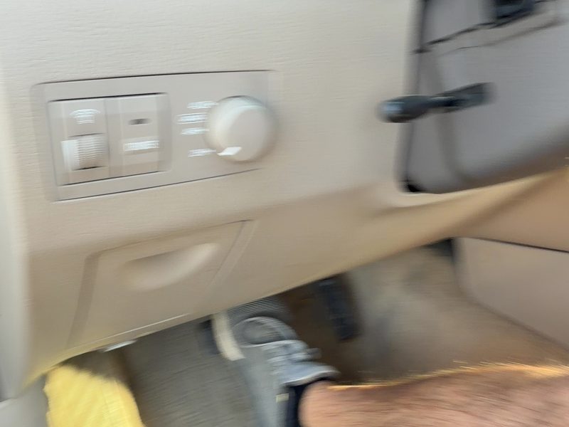 2003-2009 Kia Sorento Dash Panel