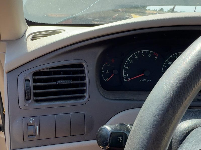 2001-2003 Hyundai Elantra Dash Panel