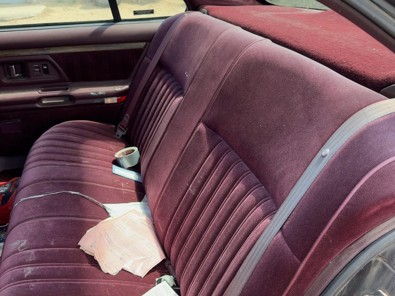 1994 Oldsmobile Eighty-eight (80 & Up) Rear Seat Belt RH