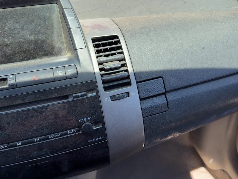 2004-2009 Toyota Prius Dash Panel