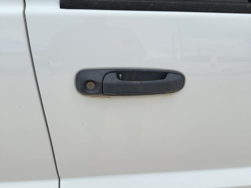 2002-2011 Dodge Dakota (mid-size) Outside Door Handle RH
