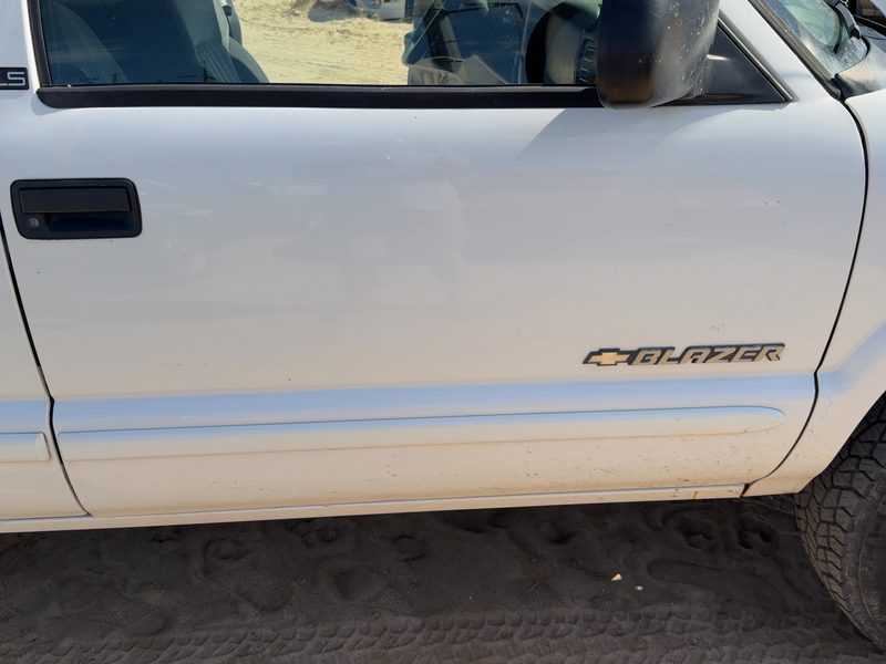1998-2005 Blazer S10/jimmy S15 Front Door RH