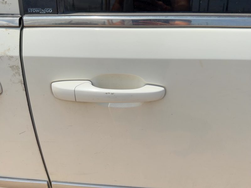 2008-2020 Chrysler Town & Country Outside Door Handle LH