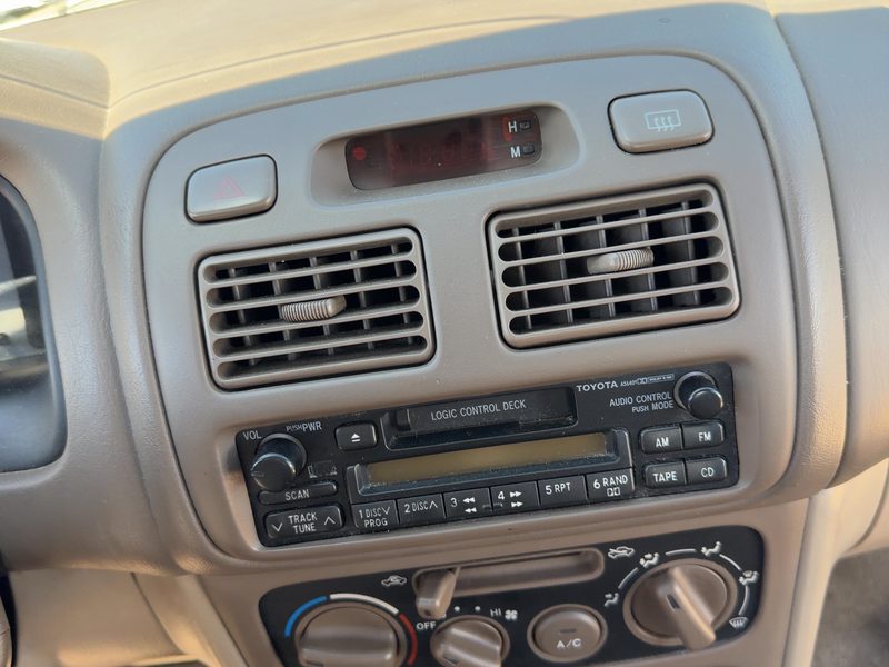 1998-2002 Toyota Corolla (also See FX 87-88) Dash Panel