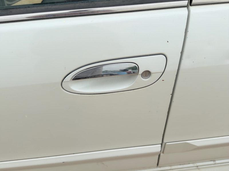 2000-2001 Infiniti I30 Outside Door Handle LH