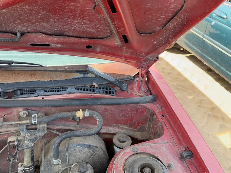 1984-1988 Toyota FX (includes Fx16) Hood Hinge LH