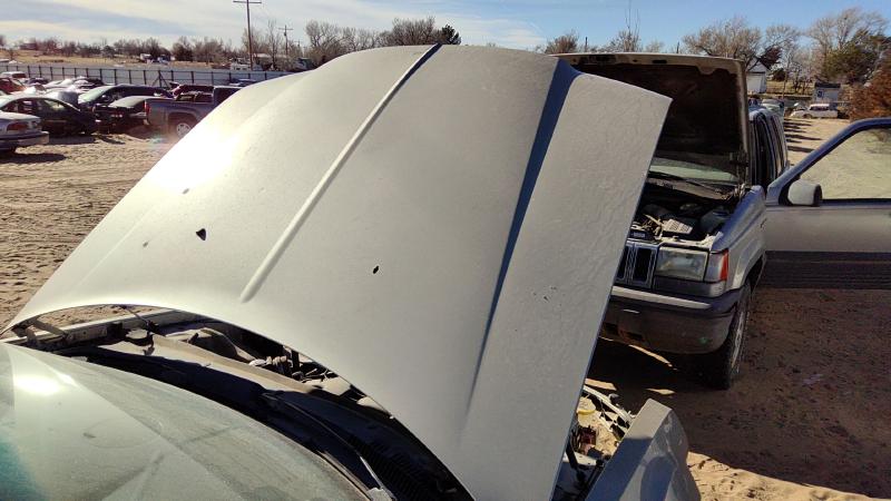 2005-2010 Chrysler 300 Hood