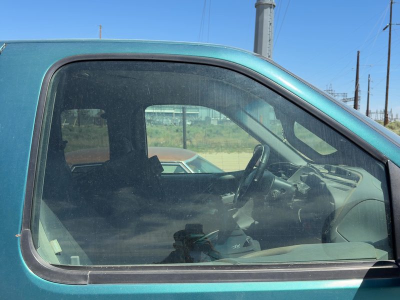 1997-2004 Ford Pickup F150 Series Front Door Glass/Window RH
