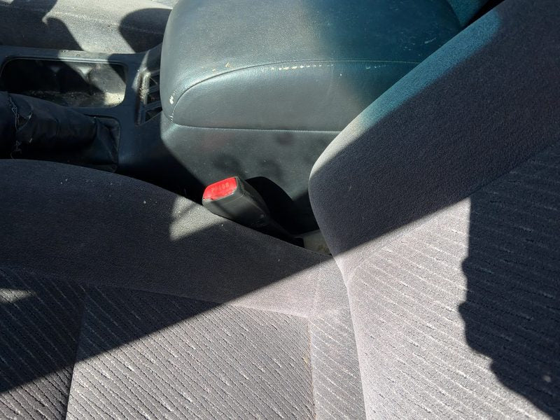 1996 Nissan Maxima Front Seat Belt LH