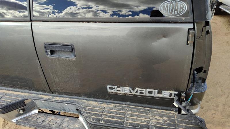 1992-2000 Chevy/gmc Suburban 1500 Series Back Door RH