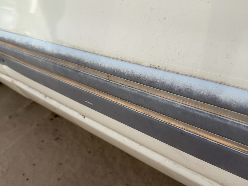 1993 Oldsmobile Eighty-eight (80 & Up) Front Door Moulding RH