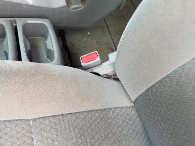 2008-2020 Chrysler Town & Country Front Seat Belt LH