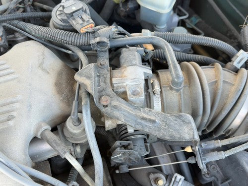 1999 Chevy Lumina Throttle Body Valve OEM with Sensors 3.1L V6 17113576