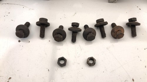 1996-98 Jeep Cherokee Intake Manifold Fuel Injector Rail Oem Hardware Bolts 4.0L