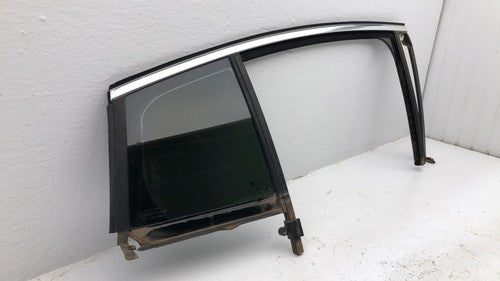 2018-20 Regal Passenger Right Rear Vent Window Small Back Door Glass With Frame