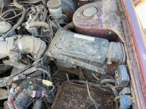 85-88 Maxima Complete Air Intake Cleaner Filter Box Housing With Tube Oem 3.0L