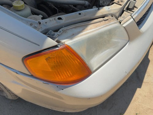 1999-2000 Mazda Protege Dx Passenger Right Head Light Oem Front Lamp
