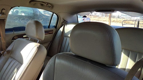 2003-2010 Lincoln Town Car Pair Of Front Headrests Oem Left Right Set Seat