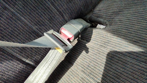 1999-03 S10 Pickup Passenger Right Front Seat Belt Buckle Receiver Oem Gray 12D