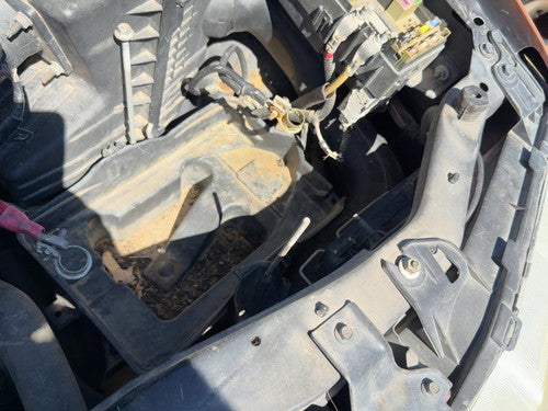 2001-2010 Ford Escape Complete Battery Box Mount Tray With Hold Down Oem 3.0L