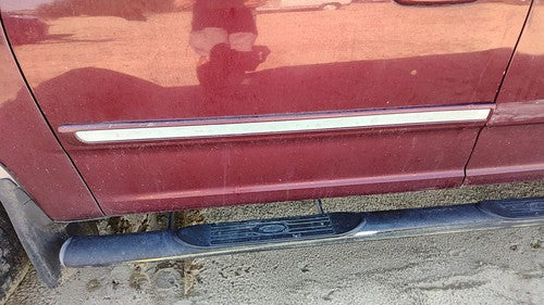 97-02 Ford Expedition Driver Left Front Moulding From Door Trim Strip Maroon Jl