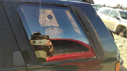 1990-1995 Nissan Pathfinder Driver Left Rear Quarter Glass Back Side Window Oem