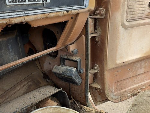 1980 Chevy Silverado C20 Passenger Right Lower Kick Trim Panel Oem Tan