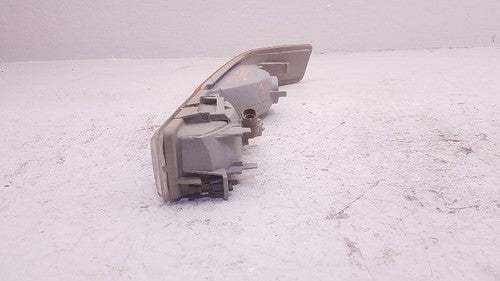 1998-2005 Chevy S10 Blazer Driver Left Turn Signal Lamp Lens Park Light Oem