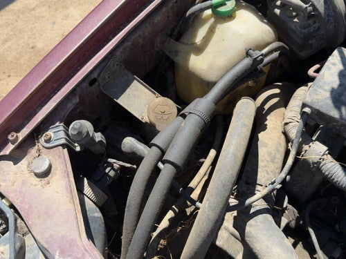 86-88 Nissan Maxima Windshield Washer Fluid Reservoir With Pump Oem Wiper Tank