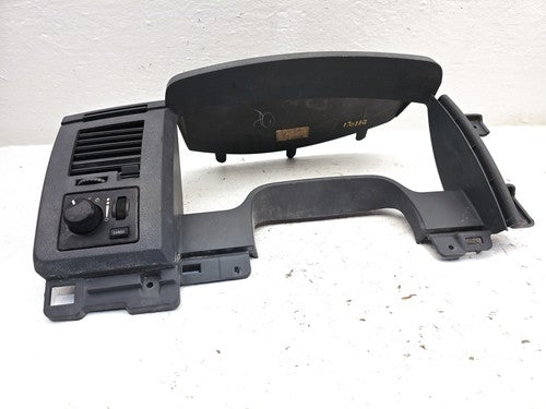 06-07 Dodge Ram 2500 Speedometer Bezel Dash Trim Panel With Headlight Switch Oem