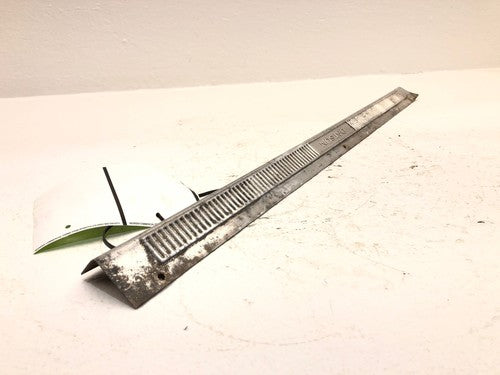 1971 Datsun Nissan 240Z Passenger Right Door Sill Step Trim Kick Oem