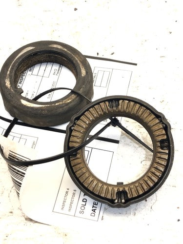 1999-2002 Ford F250 Super Duty Rear Wheel Hub Spindle Nuts Pair Set Oem