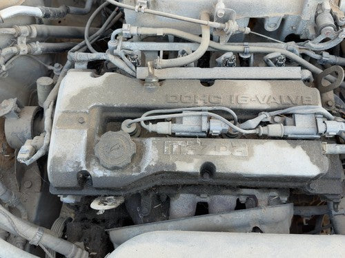 1999-2001 Mazda Protege Dx Valve Cover Oem 1.6L Zl0110210A