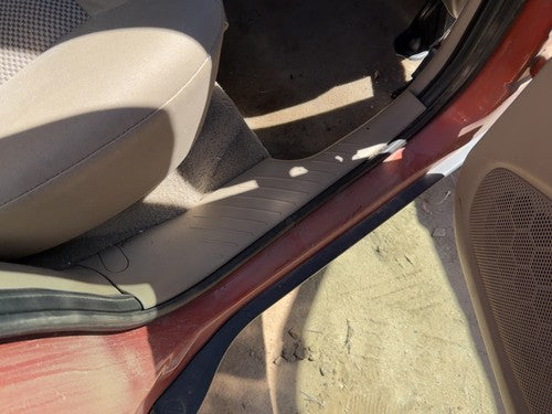2005-2007 Ford Escape Passenger Right Rear Lower Sill Plate Step Trim Panel Oem
