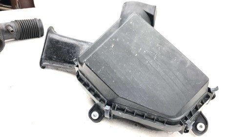 08-09 G8 Complete Air Intake Cleaner Filter Box Housing With Tube Oem 3.6L