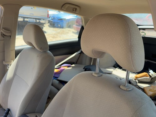 2004-2005 Toyota Prius Pair Of Front Headrests Oem Left Right Set Seat Tan 08