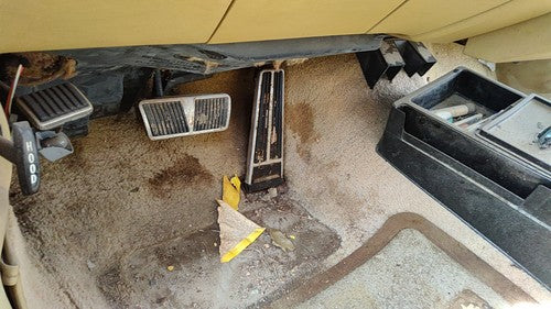 1977-1984 Cadillac Deville Gas And Brake Pedal Assembly Automatic Transmission